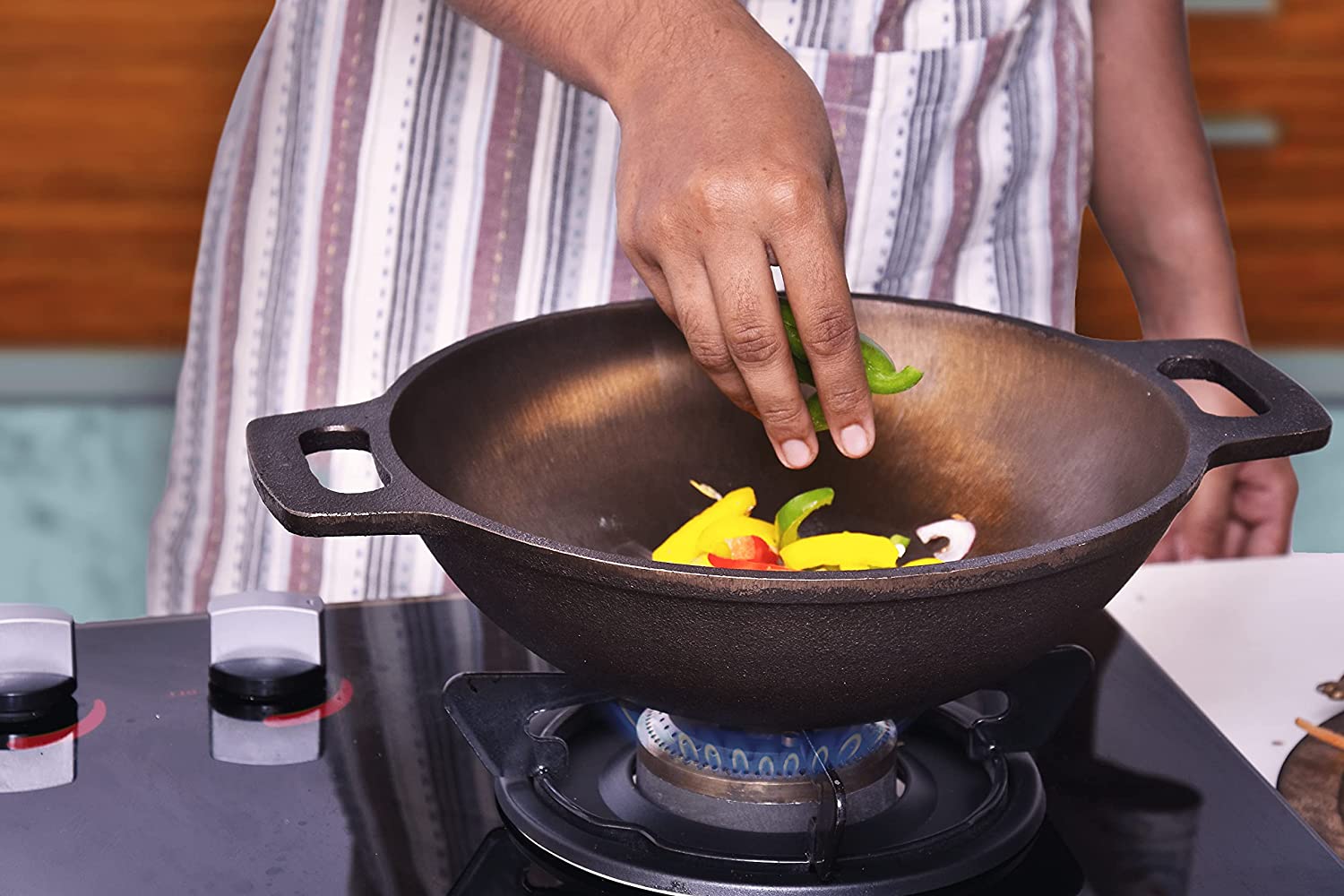 Traditional Indian Handmade Iron Kadai Cooking Wok Iron Wok Kadhai